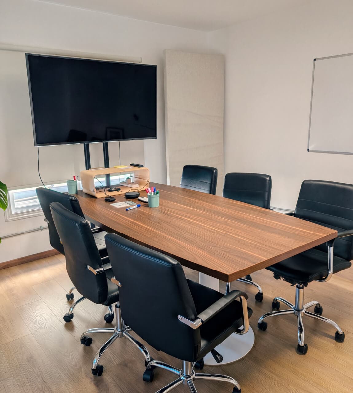 Main coworking meeting space